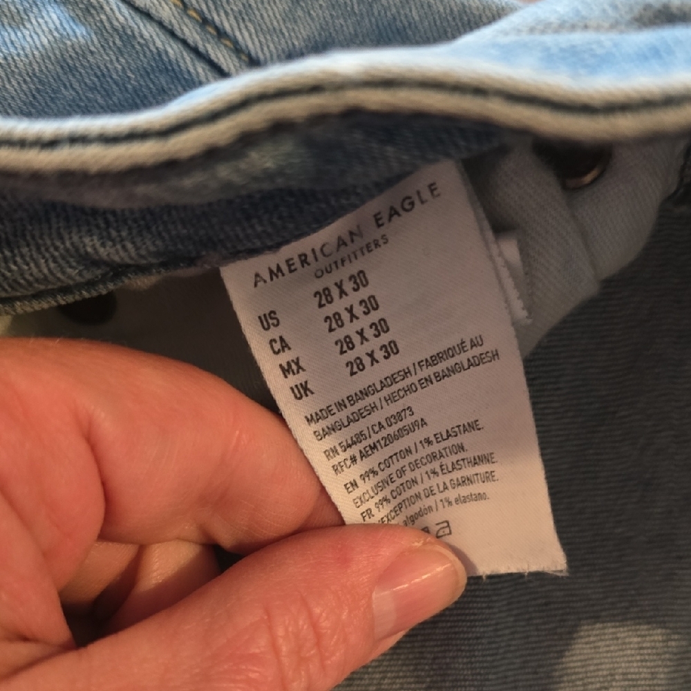 American Eagle Outfitters Light Blue Straight Leg Jeans - Picture 4 of 4